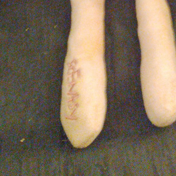 Scentsy Disney Buddy Piglet - Picture 4 of 4